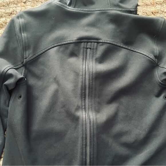 Lululemon City Trek Zip-up Jacket with hood-Black Size 4 - EUC - Picture 7 of 15